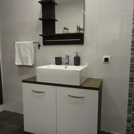 Vakantiehuis Lusyhouse Pula