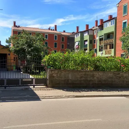 Lusyhouse Vakantiehuis Pula