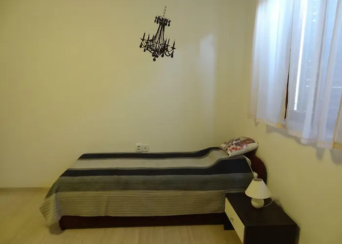 Lusyhouse Nyaraló