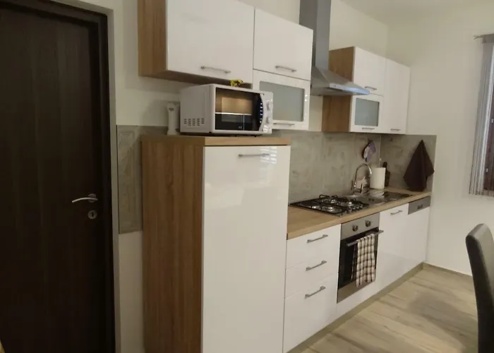 Сasa de vacaciones Lusyhouse